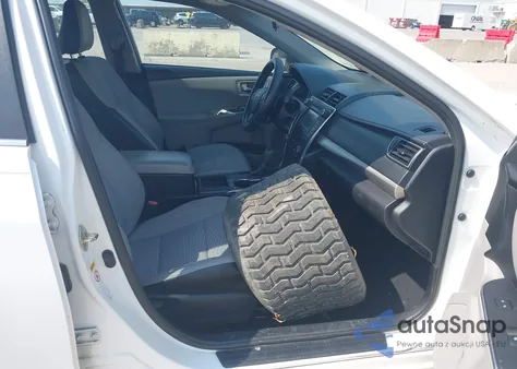 2015 Toyota Camry Le/Se/Xle/Xse из США, поврежденный, VIN 4T1BF1FKXFU114347